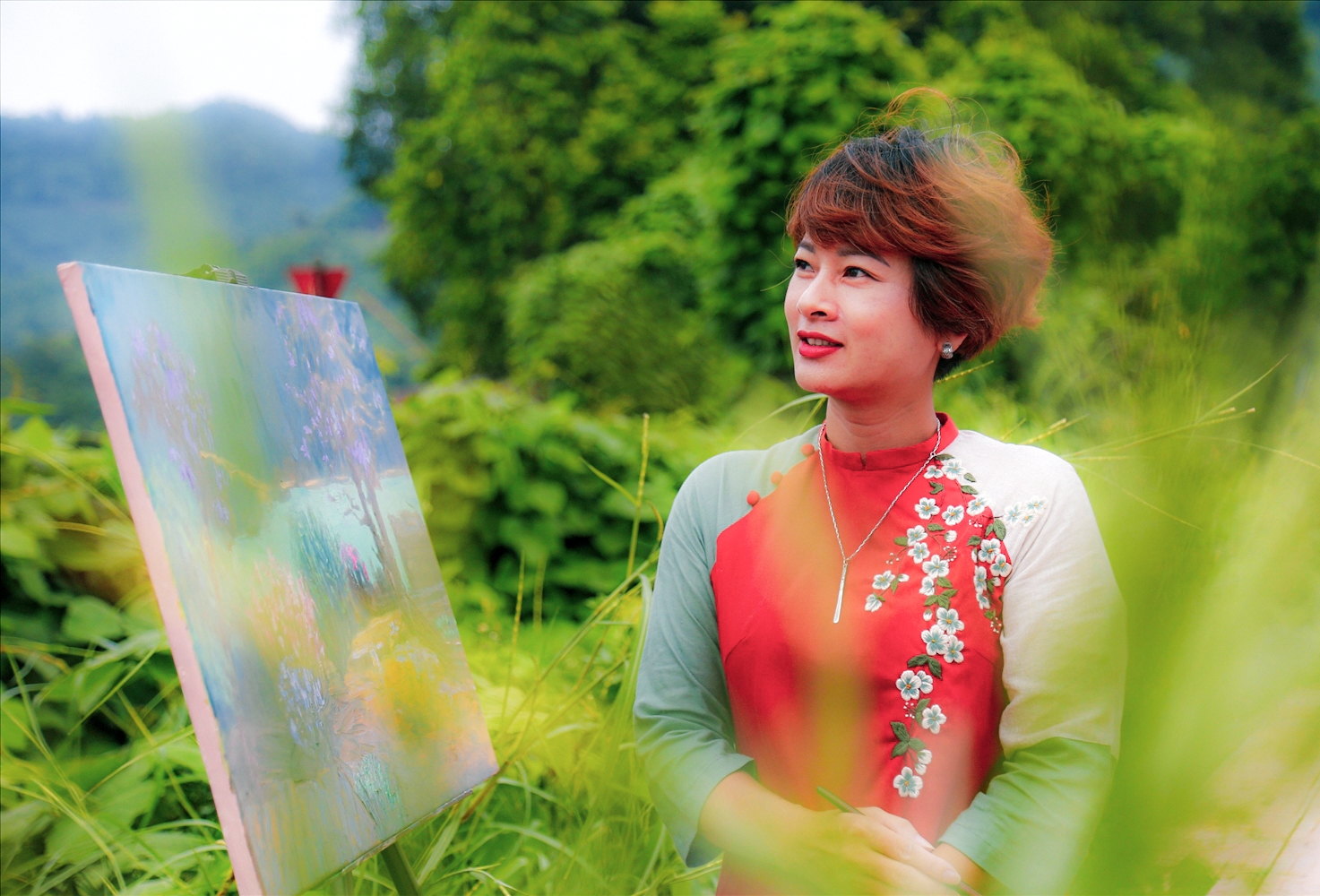 Họa sỹ Lương Ánh Hiện Tỏa sáng từ những vùng im lặng Báo Dân tộc và